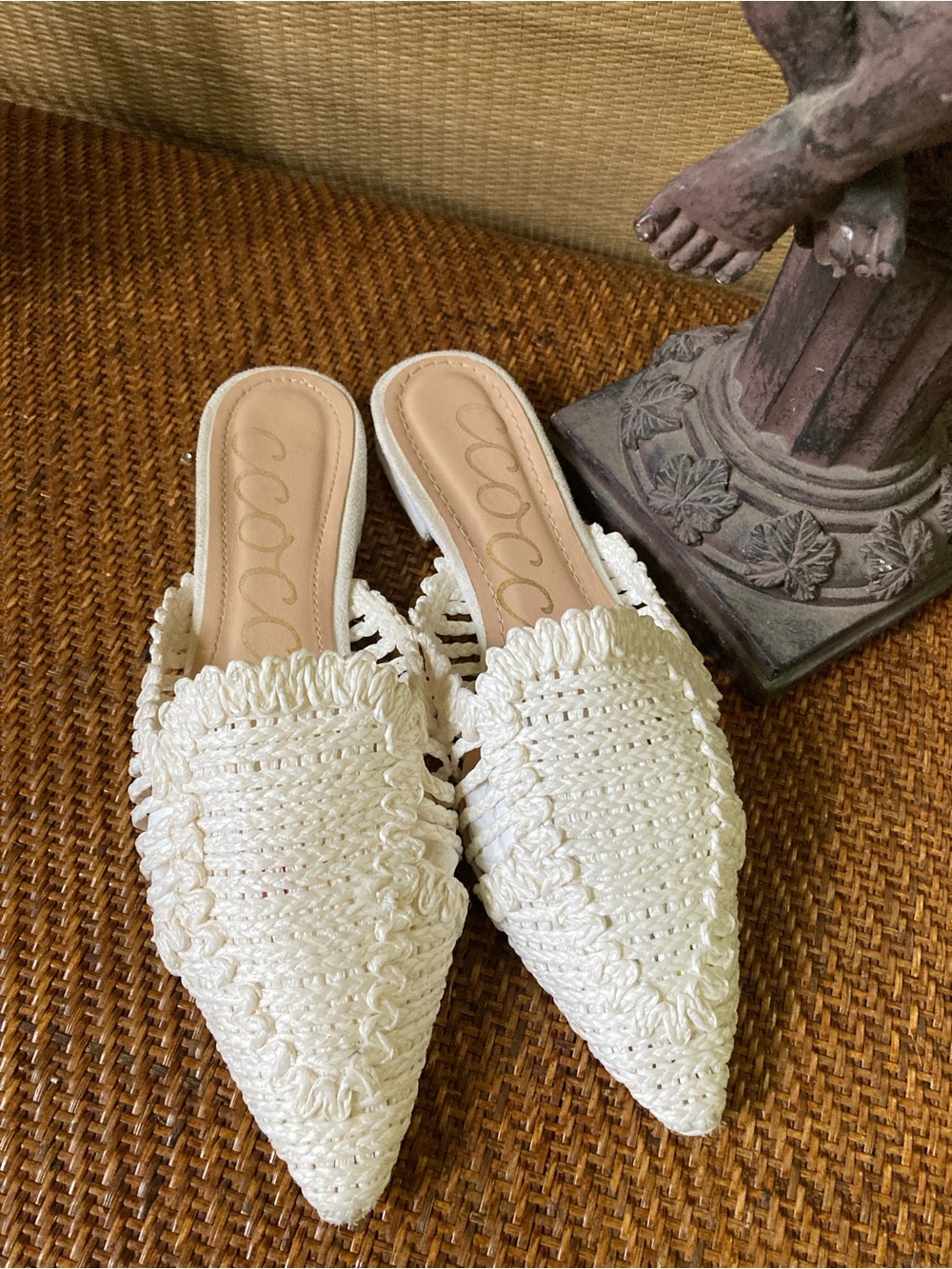 CCOCCI Size 8 Monaco white raffia woven mule slides